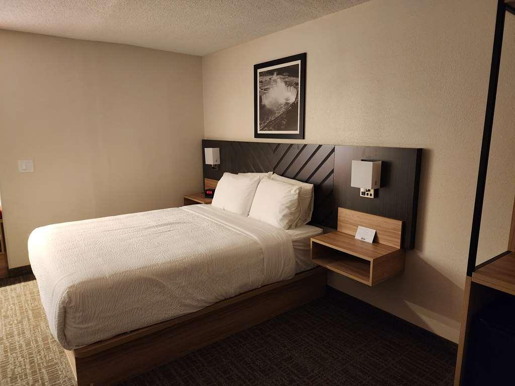 Best Western Buffalo Inn & Suites الغرفة الصورة