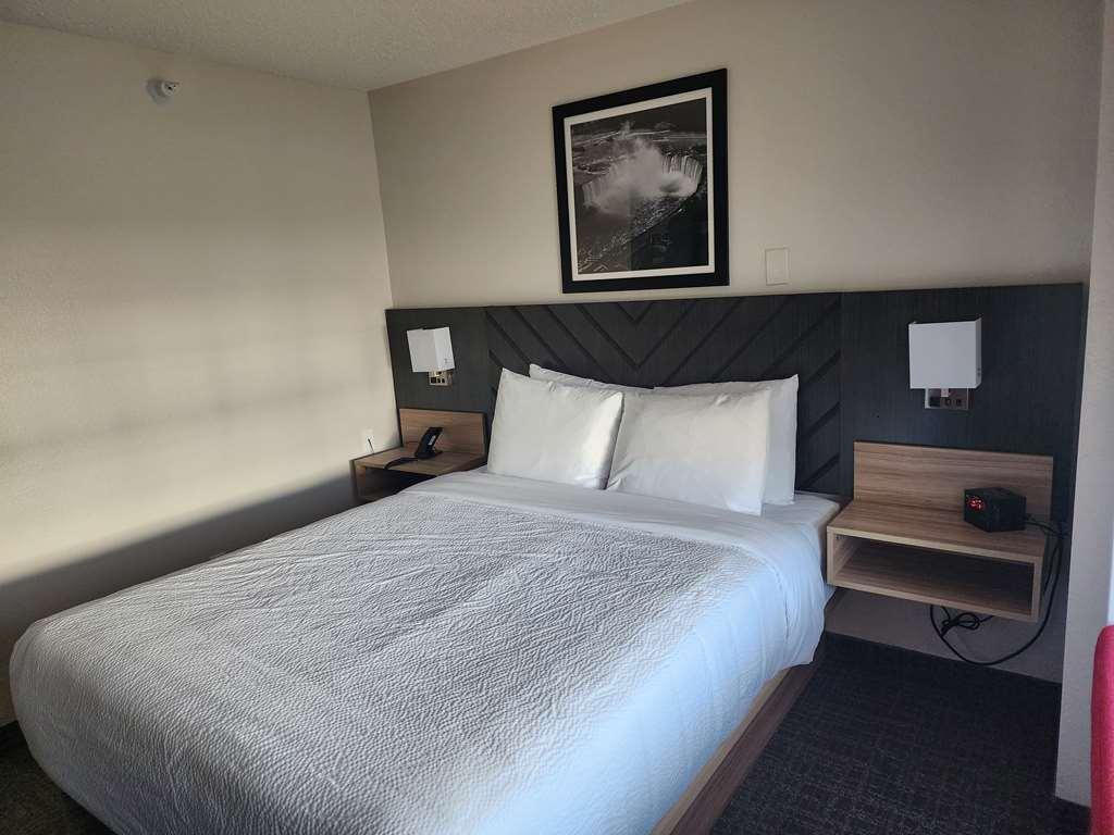 Best Western Buffalo Inn & Suites الغرفة الصورة