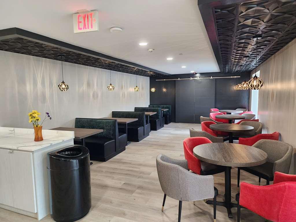 Best Western Buffalo Inn & Suites المطعم الصورة