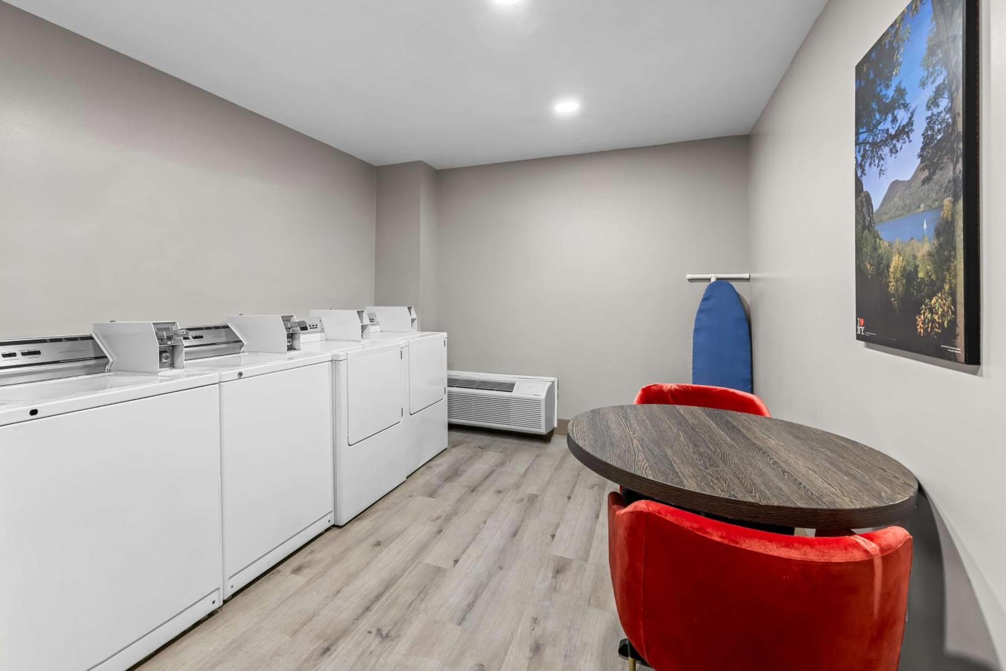 Best Western Buffalo Inn & Suites المظهر الخارجي الصورة