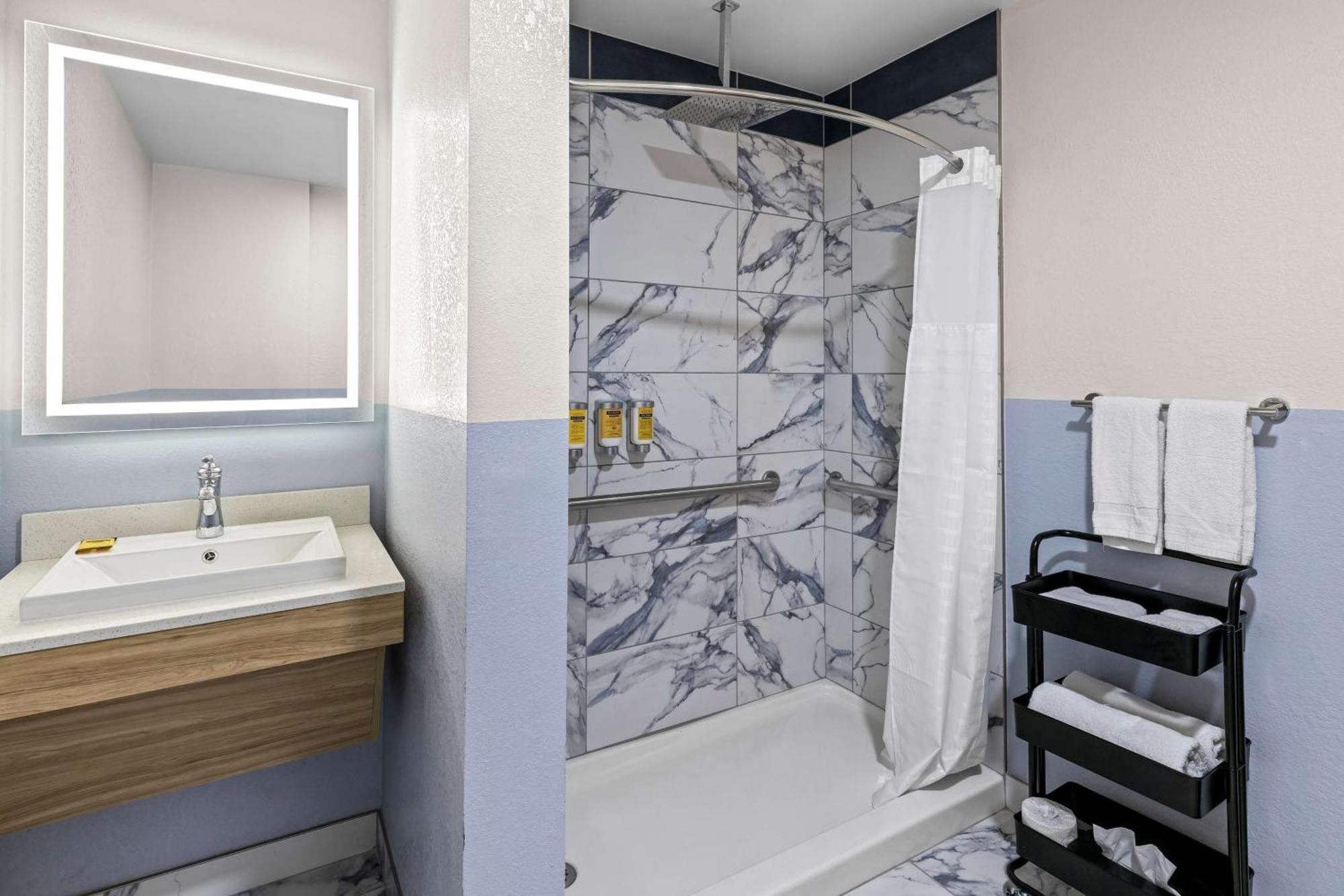 Best Western Buffalo Inn & Suites المظهر الخارجي الصورة